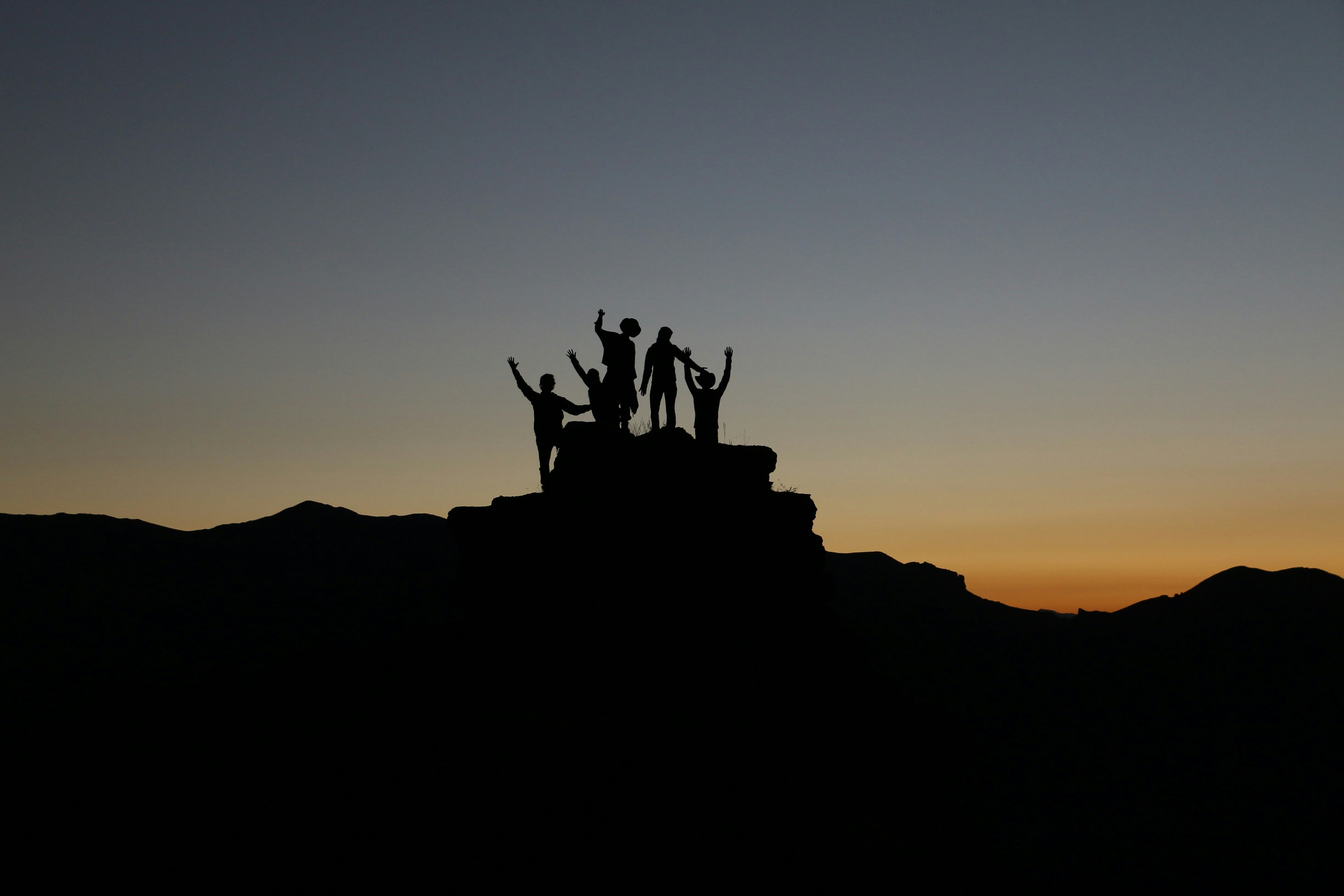 friends silhouette